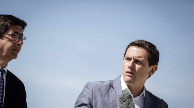 El líder de Ciudadanos, Albert Rivera, junto al vicepresidente andaluz, Juan Marín.