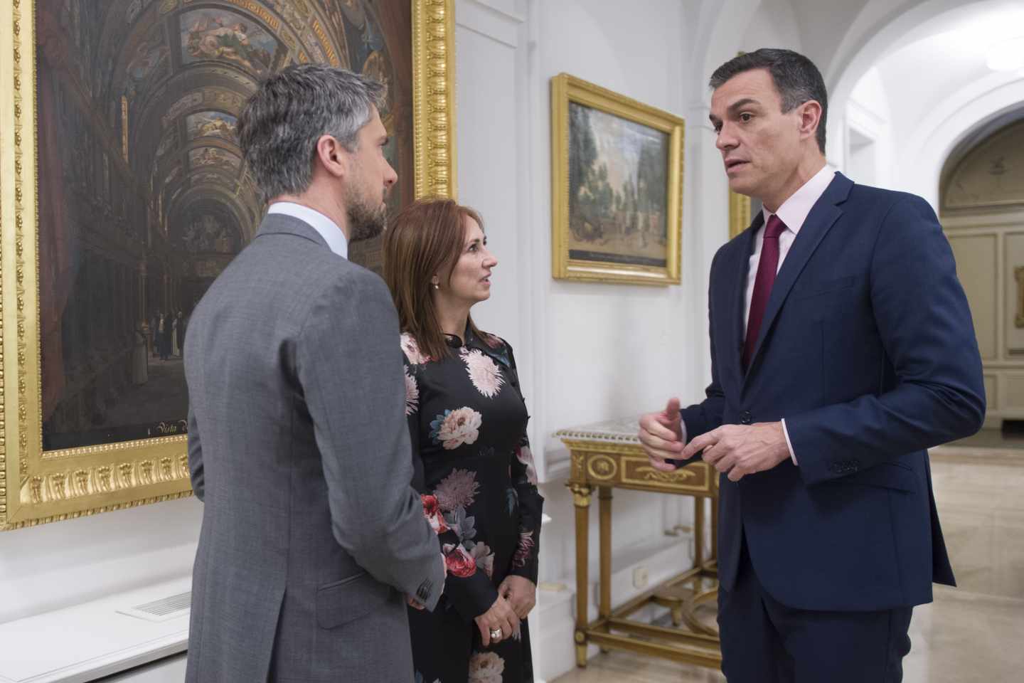 Pedro Sánchez, instantes antes de la entrevista concedida a los informativos de TVE en el mes de febrero.