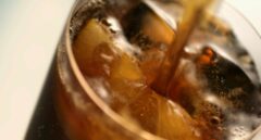 La OMS declarará el aspartamo, endulzante más utilizado en refrescos y chicles, como posible cancerígeno