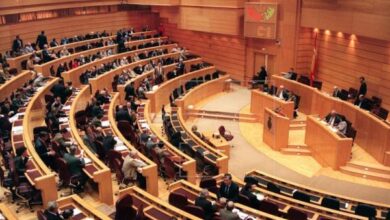 El Senado exige al Gobierno que haga públicos sus compromisos con Bruselas con el rechazo del PSOE