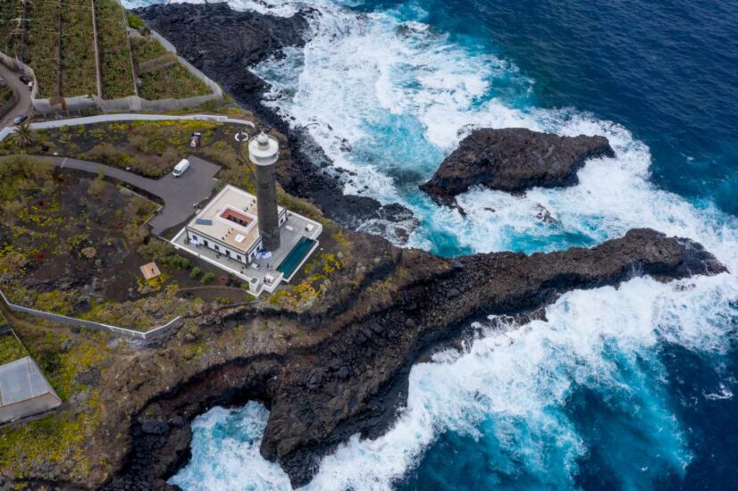 Faro de Punta Cumplida