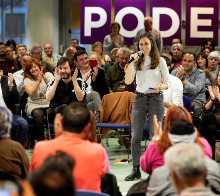 Podemos propone rebajar a 16 años la edad mínima para poder votar
