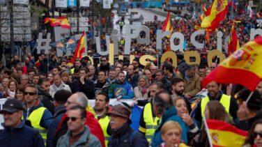 Guardias civiles y policias protestan contra Interior por "reírse" de 140.000 familias