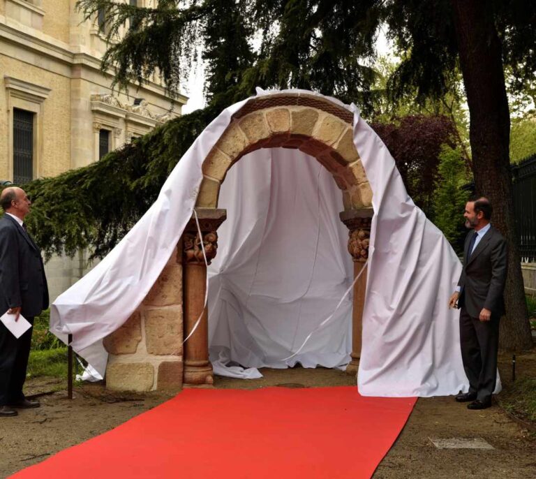 Un arco románico impreso en 3D: una nueva forma de interactuar con el arte