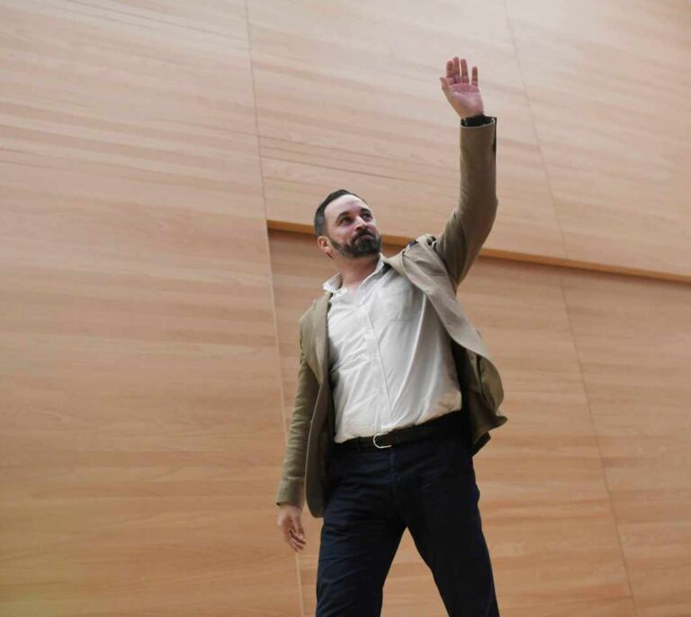 Atresmedia prescinde de Vox tras el veto de la Junta Electoral y celebrará un debate a cuatro