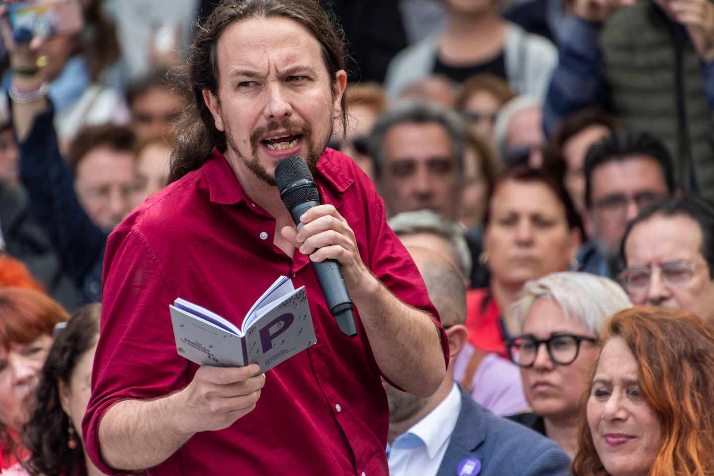 Iglesias arremete contra la derecha: "Que los perros falderos no den lecciones de ser español"