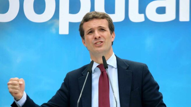 Casado exige la rectificación inmediata de Sánchez sobre el documento falso que presentó en el debate