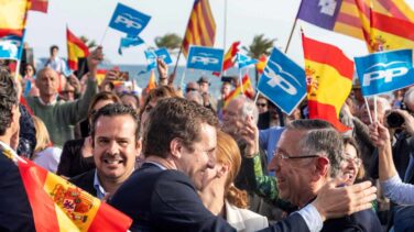 Casado compara el "destrozo" de la izquierda con el incendio de Notre Dame