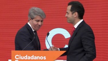 Así fue la llamada de la "venganza" de Garrido: "Casado ha derechizado al PP"