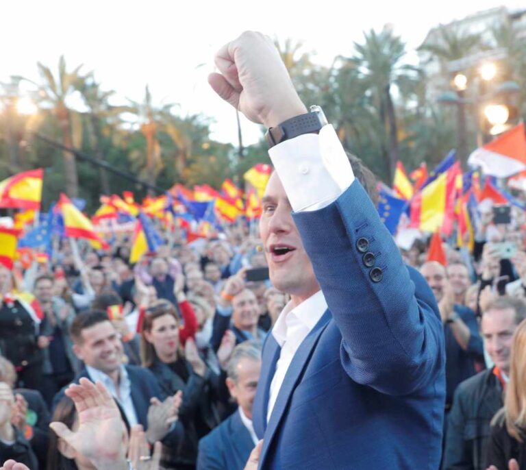 La militancia de Ciudadanos se divide: "El 'no' a Sánchez fue un error"