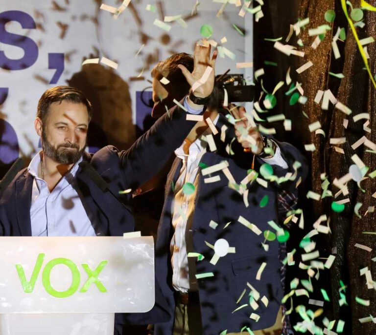Abascal lamenta el triunfo del PSOE: "España está en una situación peor que ayer"