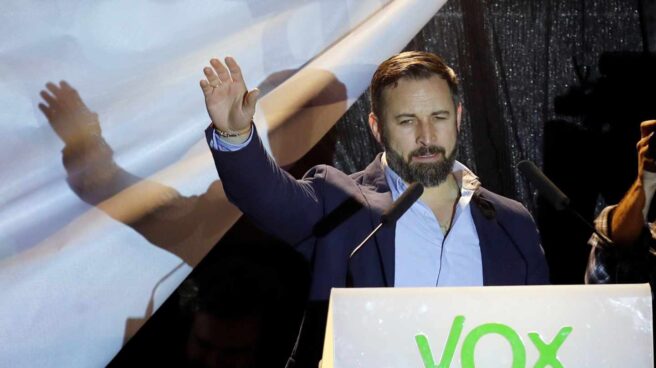 Vox no cancela la campaña ni irá a la capilla ardiente por 'falta de contacto' con Rubalcaba