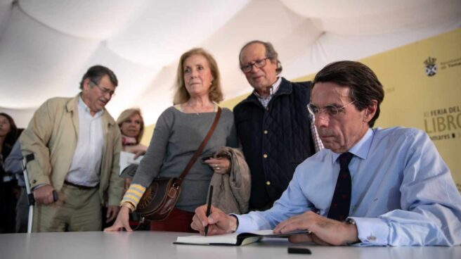 Aznar se vuelca en la campaña de apoyo al PP y vuelve a cargar contra Vox
