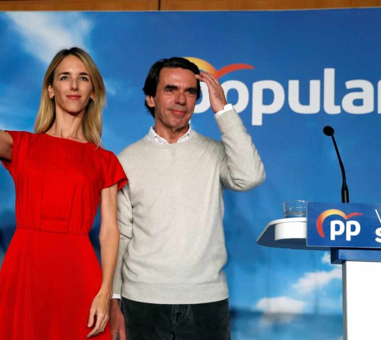Aznar: "Para el PSOE tenemos las naciones que hagan falta para seguir seis meses más en el Gobierno"