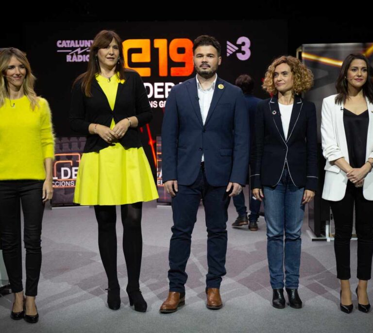 Arrimadas y Álvarez de Toledo, en el debate en TV3 pidiendo la cabeza de su director