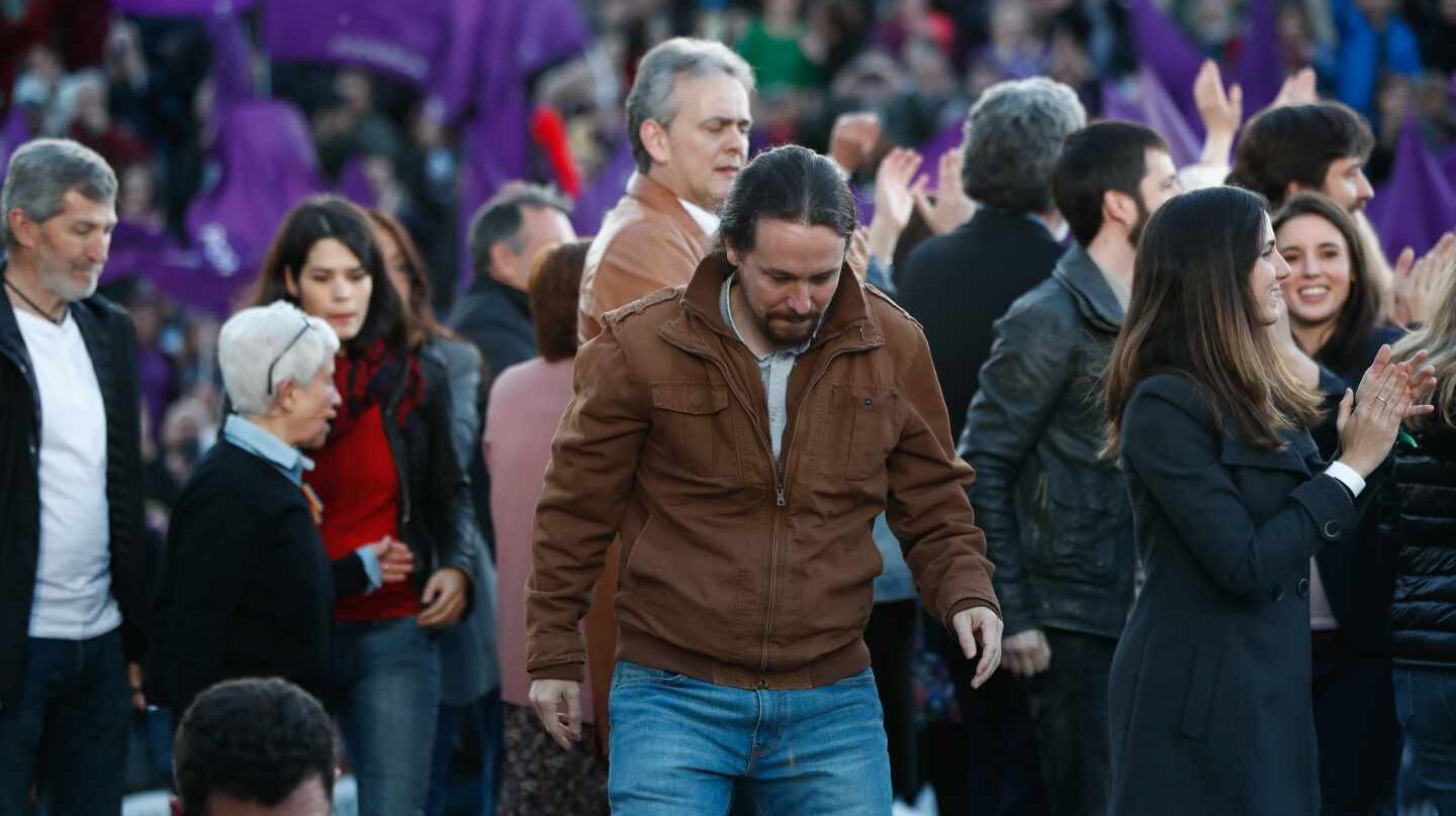 Pablo Iglesias, en el acto de cierre de campaña, al que ha acudido Irene Montero.