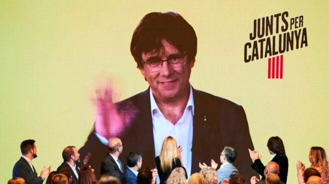 Puigdemont "pujolea" con una campaña de los agravios