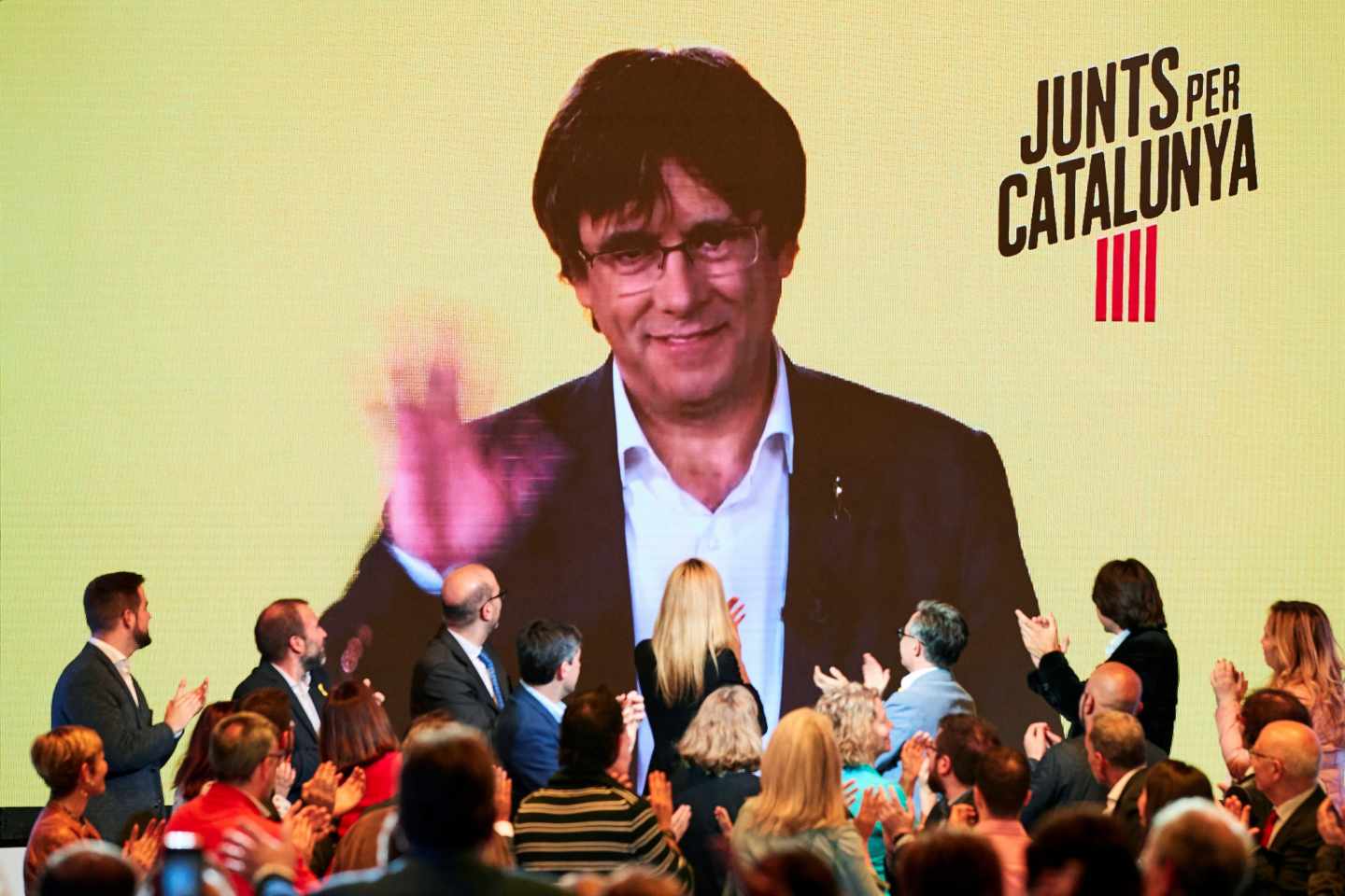 Puigdemont "pujolea" con una campaña de los agravios