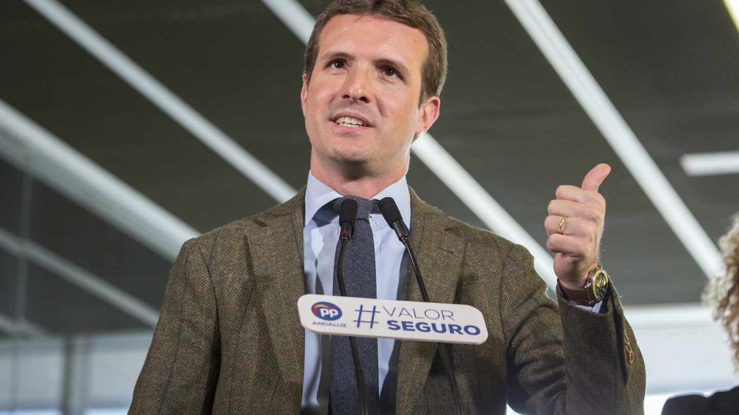 Pablo Casado durante un encuentro en Tenerife