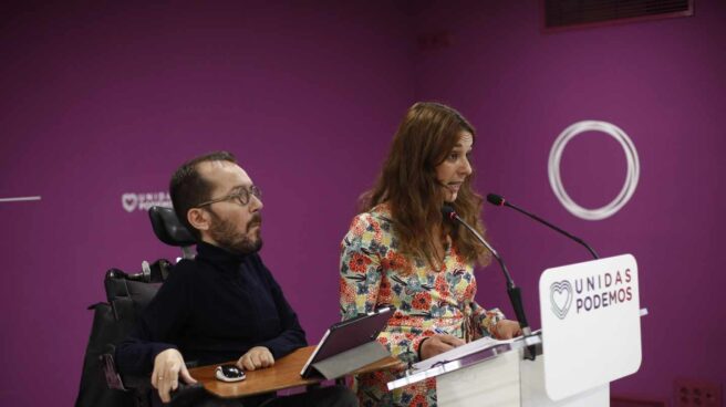 Pablo Echenique y Noelia Vera