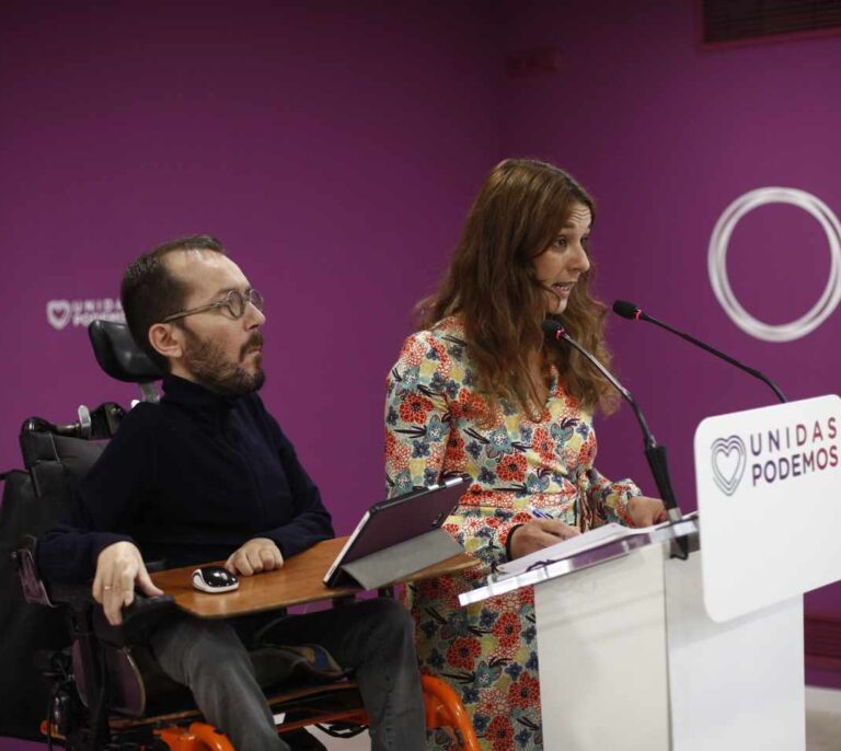 Podemos pide crear un canon para las 'telecos' e intervenir los precios agrarios