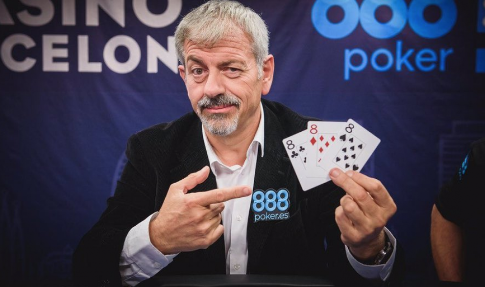 Autocontrol vuelve a sancionar a la casa de apuestas 888 por el 'spot' de Carlos Sobera