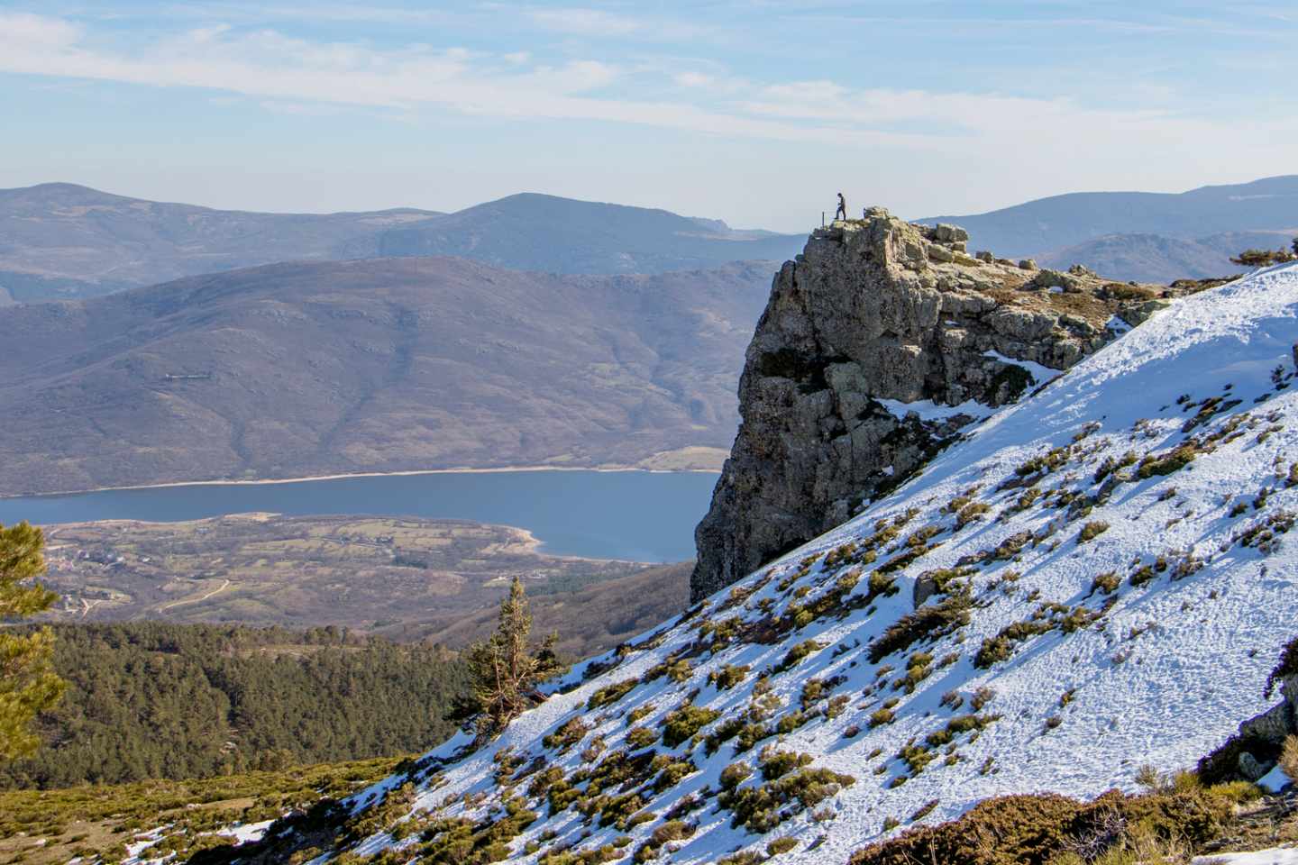 La Dehesa de Somosierra luce en otoño sus mejores galas, ataviada de un sinfín de tonalidades doradas.