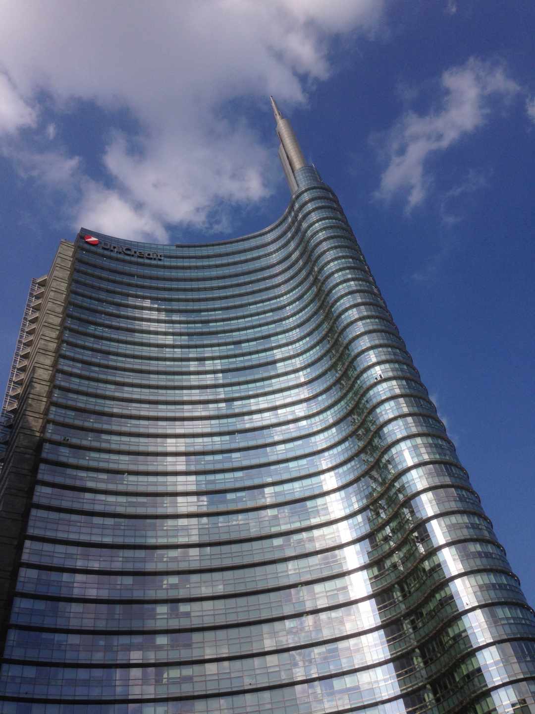 Sede de Unicredit en Milán.