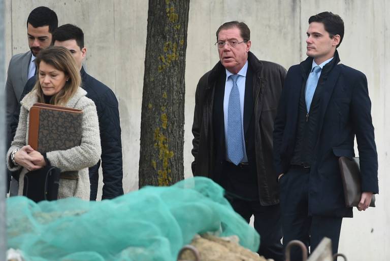 Domingo Parra, segundo por la derecha, entrando a la Audiencia Nacional.