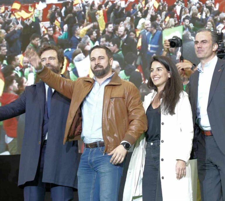 Abascal desprecia el debate de "los cuatro jinetes del Apocalipsis"