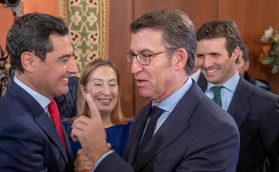 Casado junto a Moreno, Feijóo y Pastor en la toma de posesión del segundo como presidente de la Junta de Andalucía