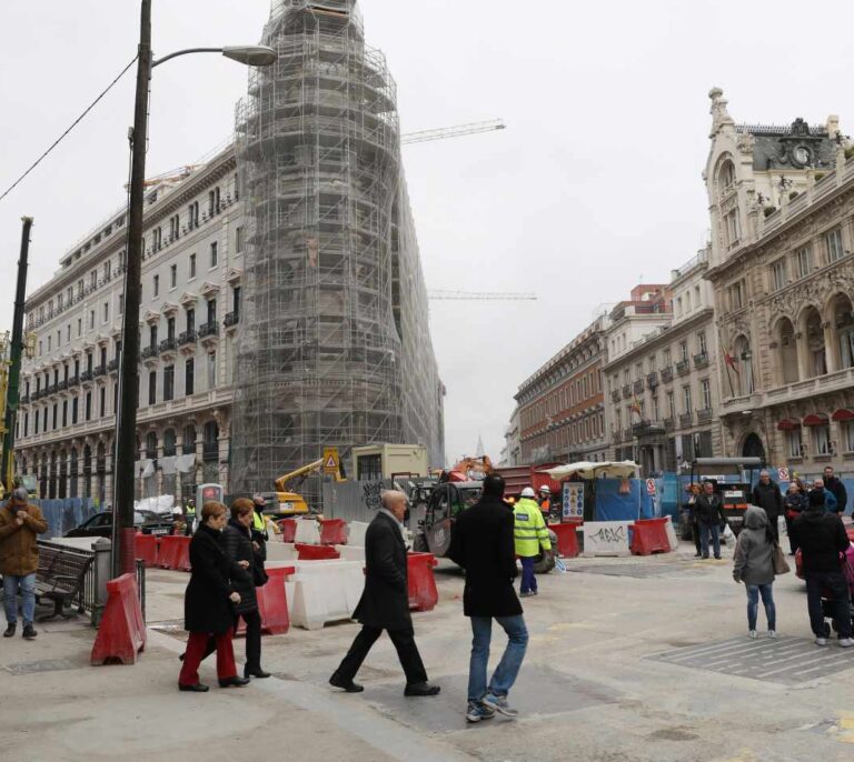 La plantilla de Metro de Madrid se indigna contra la "improvisación" por el cierre de Sol