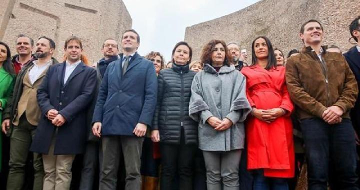 Santiago Abascal, Pablo Casado y Albert Rivera en la manifestación de Colón