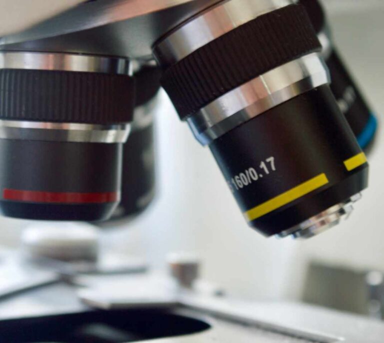 En 2020 cayeron un 25% las pruebas para detectar el cáncer de cérvix, el primero erradicable