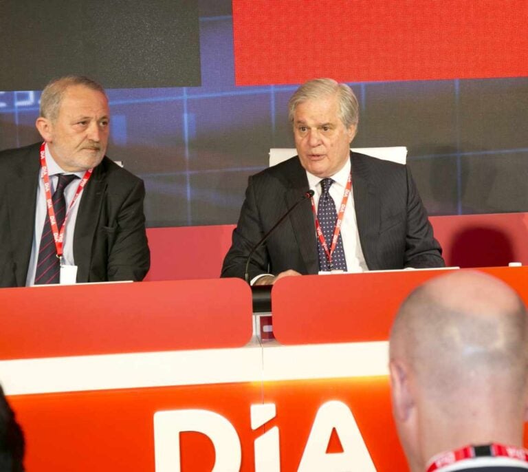 Dia advierte de que si fracasa la OPA de Fridman hay un riesgo elevado de quiebra