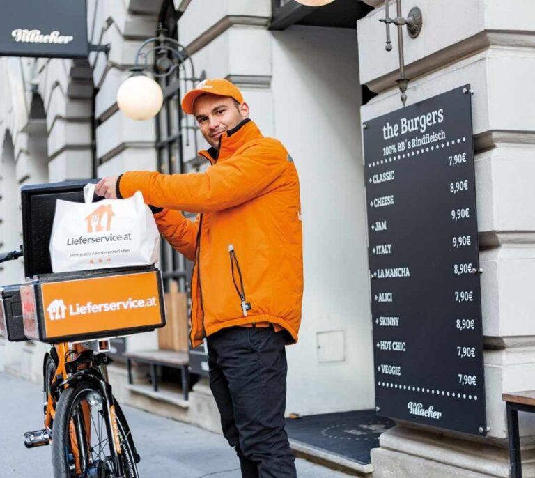 Los repartidores de comida a domicilio entran en los convenios de hostelería