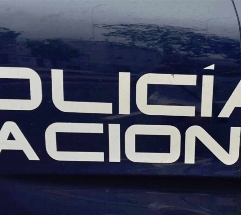 Detenida una joven de 28 años tras apuñalar a su novio en su domicilio de Parla (Madrid)