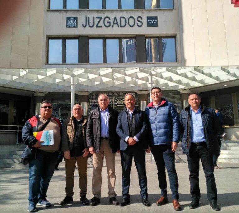 Guardias civiles denuncian ante el juez las "presiones" a la consultora de la equiparación salarial
