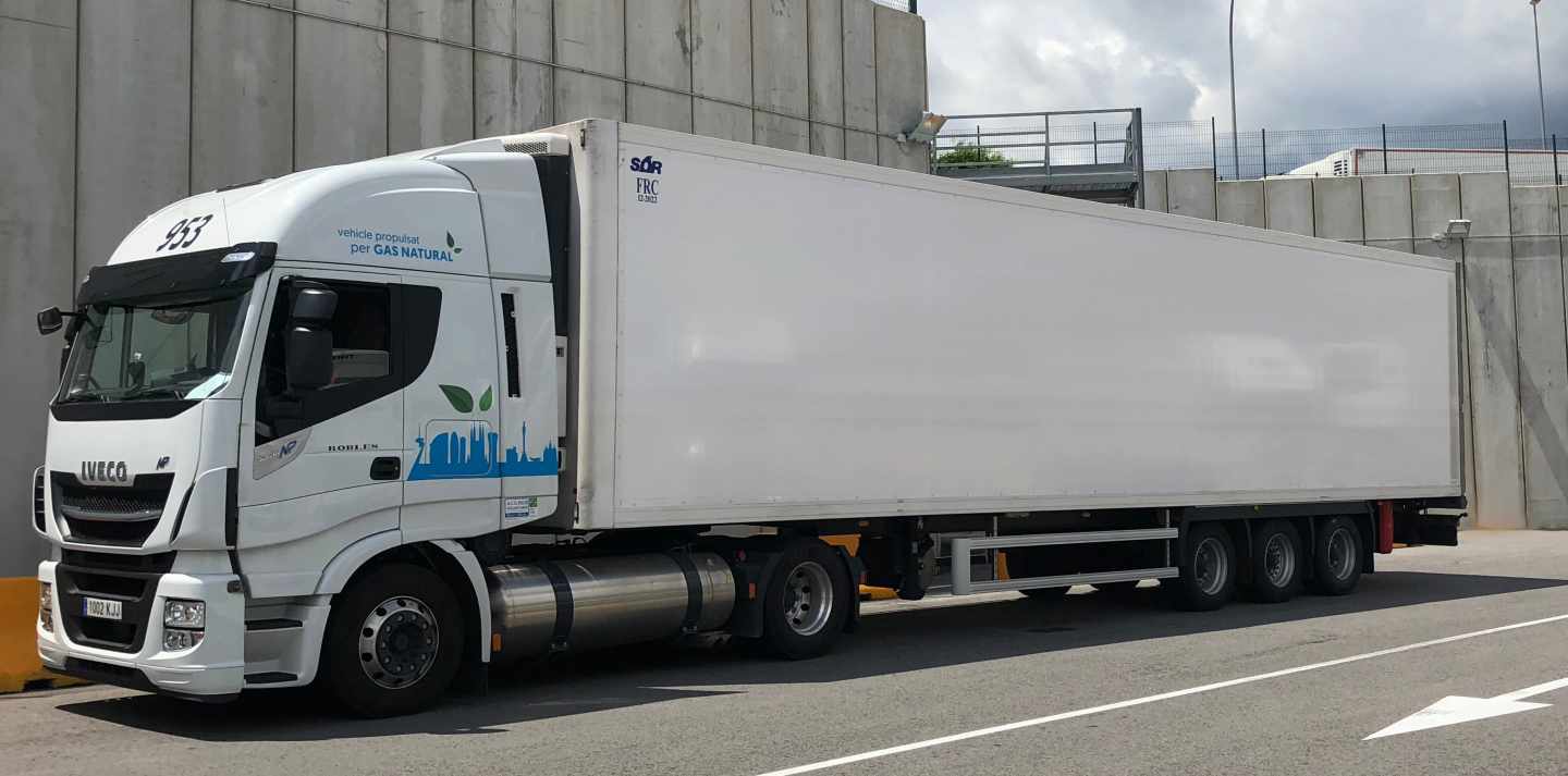 Un camión de gas natural de Iveco, uno de los cinco fabricantes afectados.