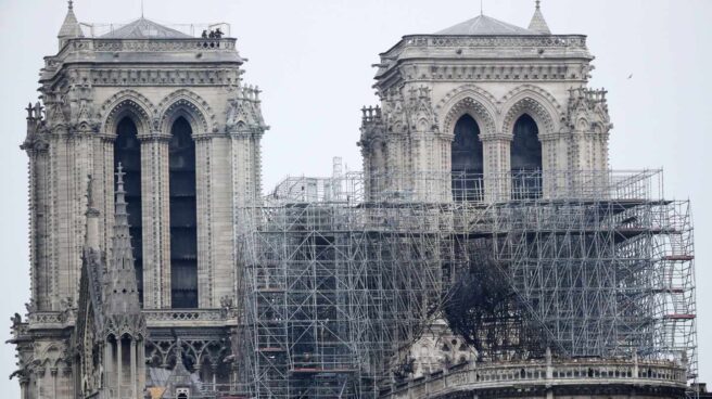 Estado de Notre-Dame de París tras el incendio.