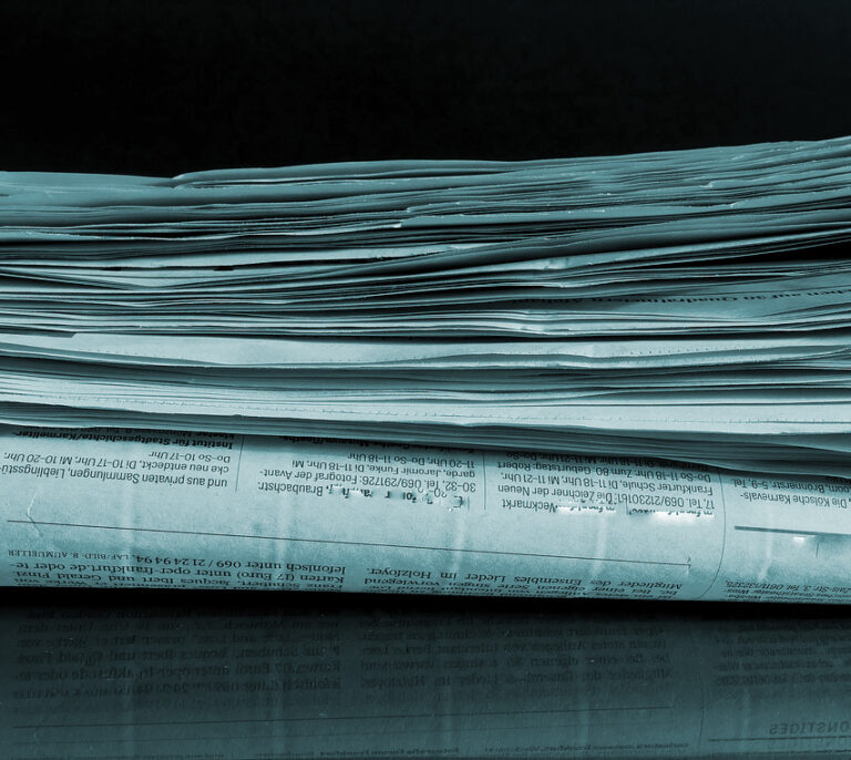 Información, opinión y verdad