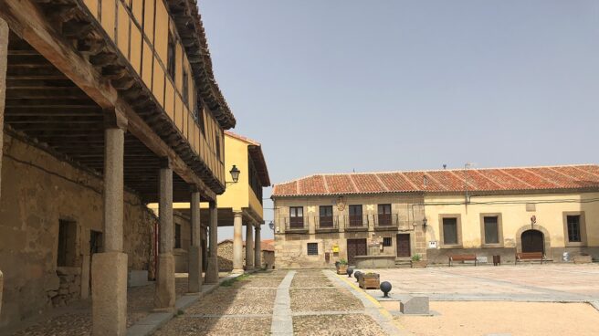 Plaza de Bonilla de la Sierra, en Ávila.