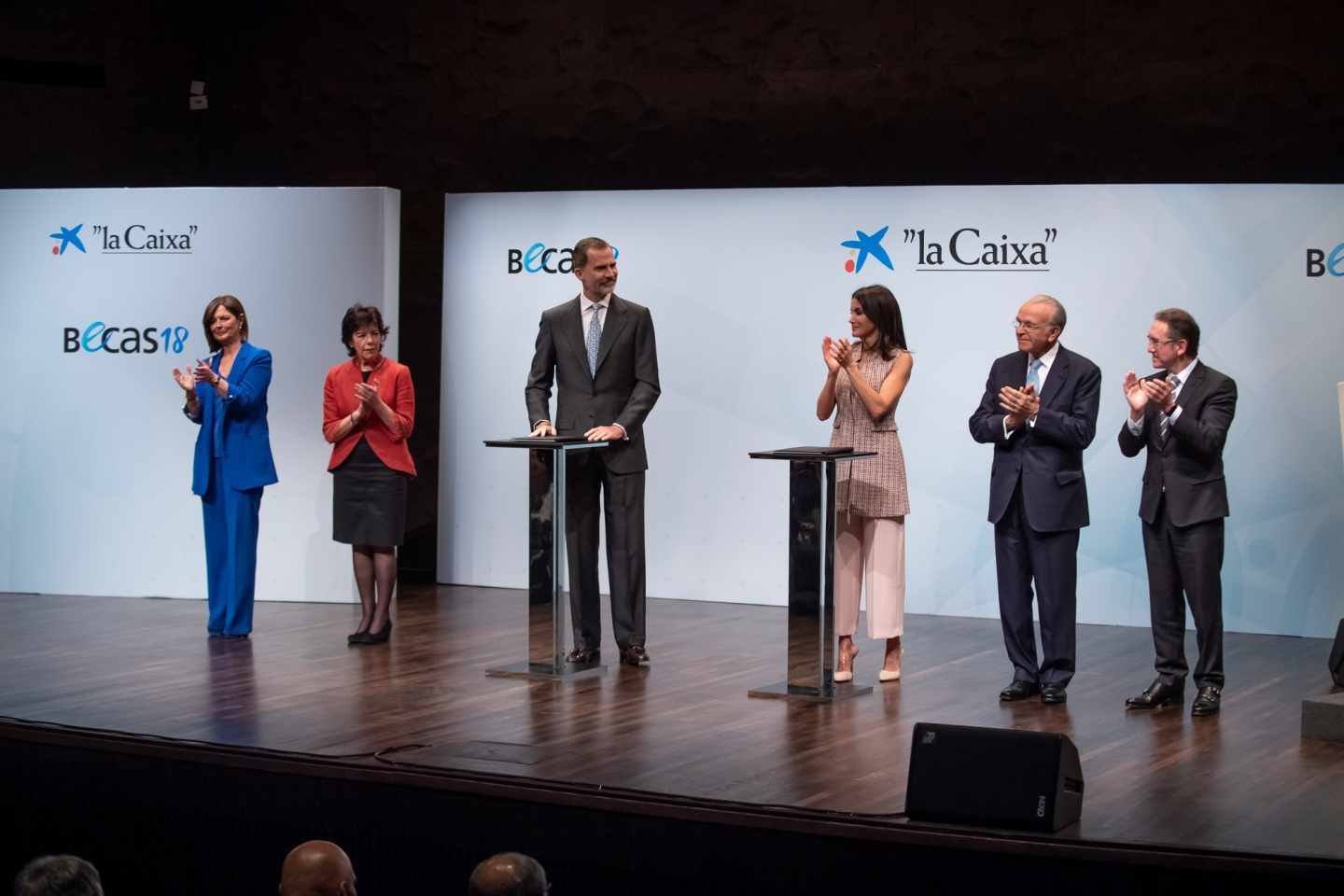 Acto de entrega de las becas la Caixa.