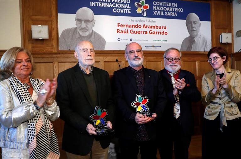 "Sin vuestras obras nos dirían, antes o después, que mentimos"