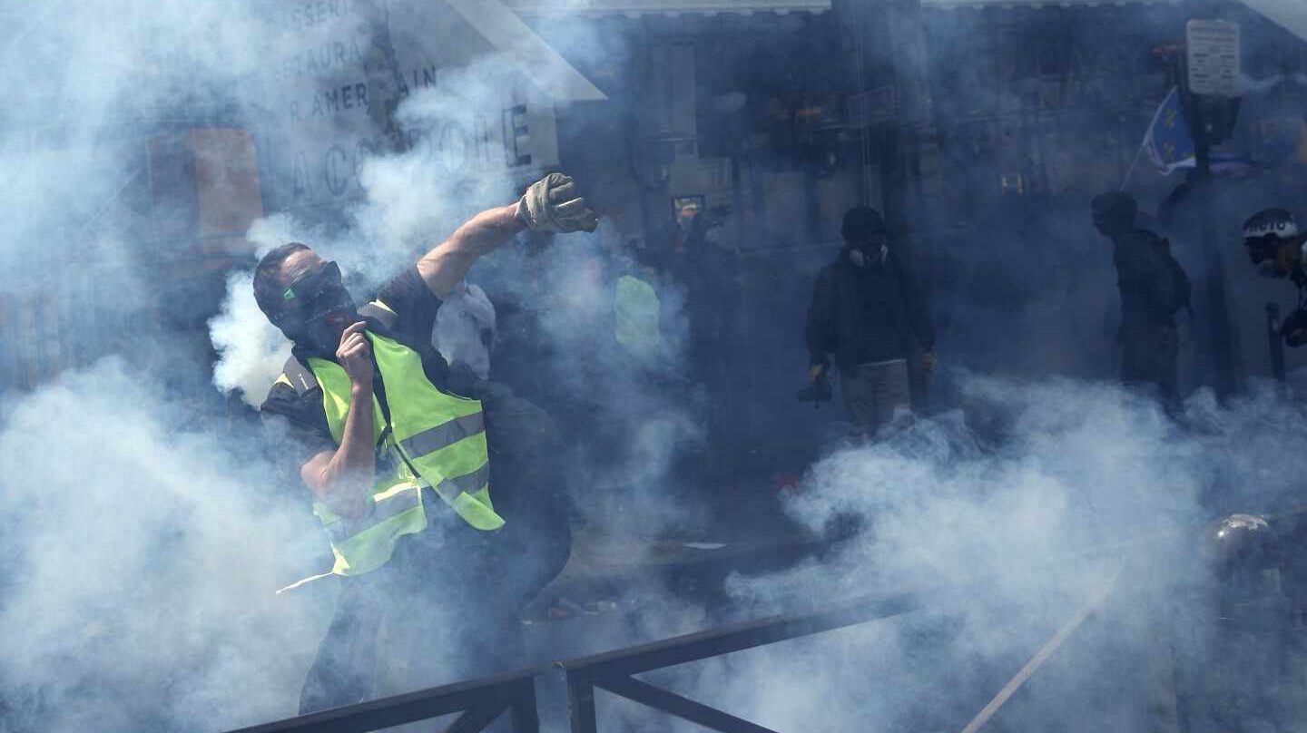 Disturbios en París el 1 de Mayo.
