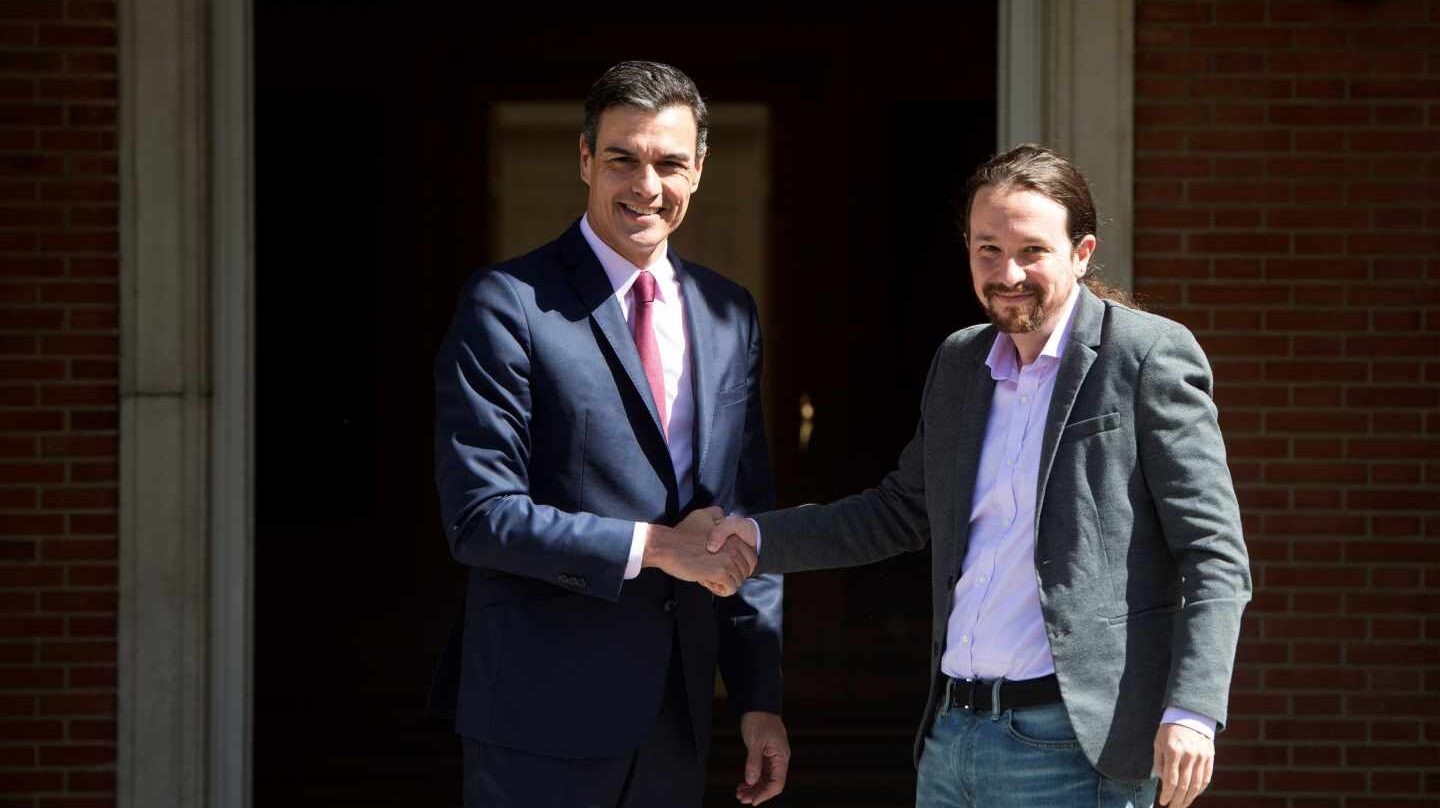 Pedro Sánchez y Pablo Iglesias antes de su reunión en Moncloa tras las elecciones del 28A.