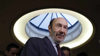 La izquierda nacional se despeña al suelo electoral de Rubalcaba y Cayo Lara de 2011