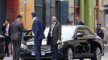 Sánchez abandona abruptamente la cumbre europea por el "preocupante estado" de Rubalcaba