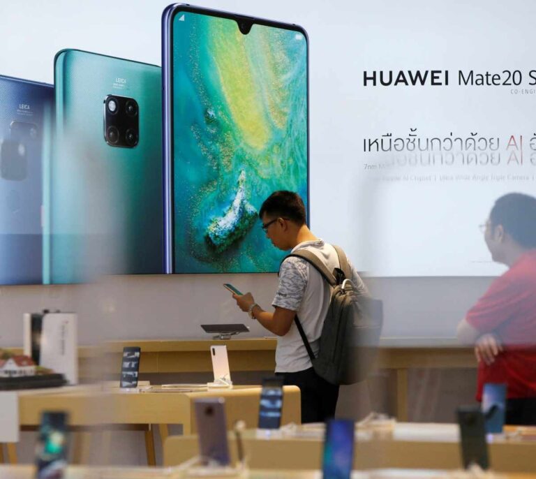 Vodafone cancela las órdenes de compra de móviles 5G de Huawei