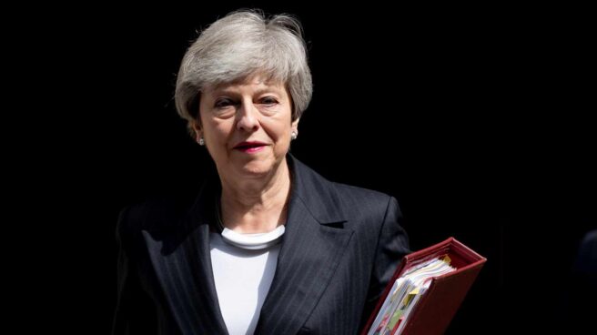 Theresa May se prepara para presentar su dimisión este viernes, según 'The Times'